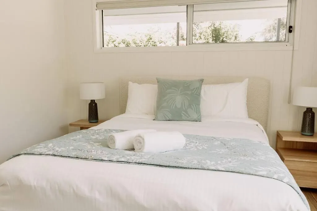 Seaside Escape On 'Tanah' Villa Yaroomba